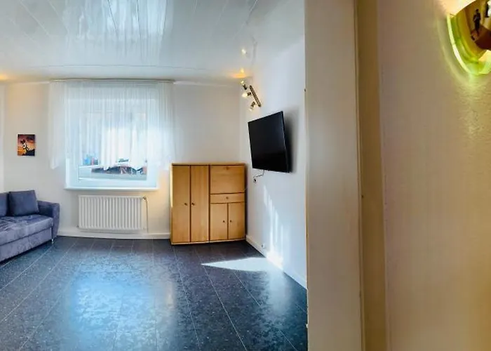 Grosszuegige Mit Grossem Wohnzimmer Im Zentrum Von Apartment